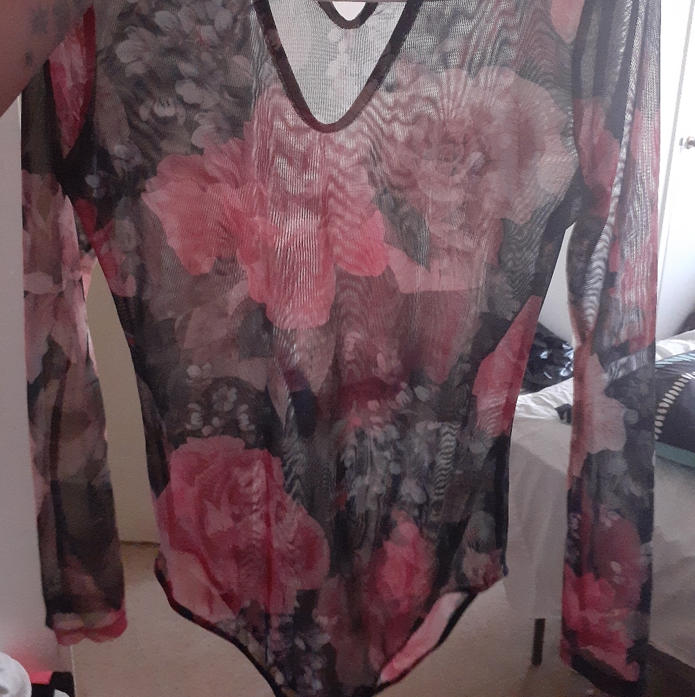 One piece shirt